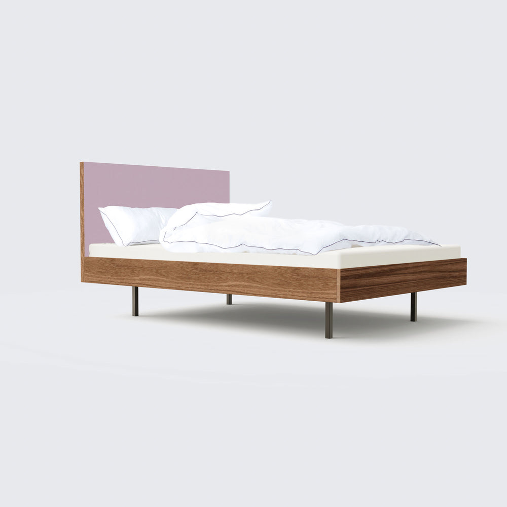 
                  
                    Unidorm Nussbaum - Holzbett mit Kopfteil 180 x 200 cm
                  
                