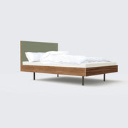 Unidorm Nussbaum - Holzbett mit Kopfteil 180 x 200 cm